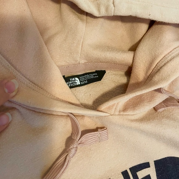 The North Face Sweater - Picture 2 of 2